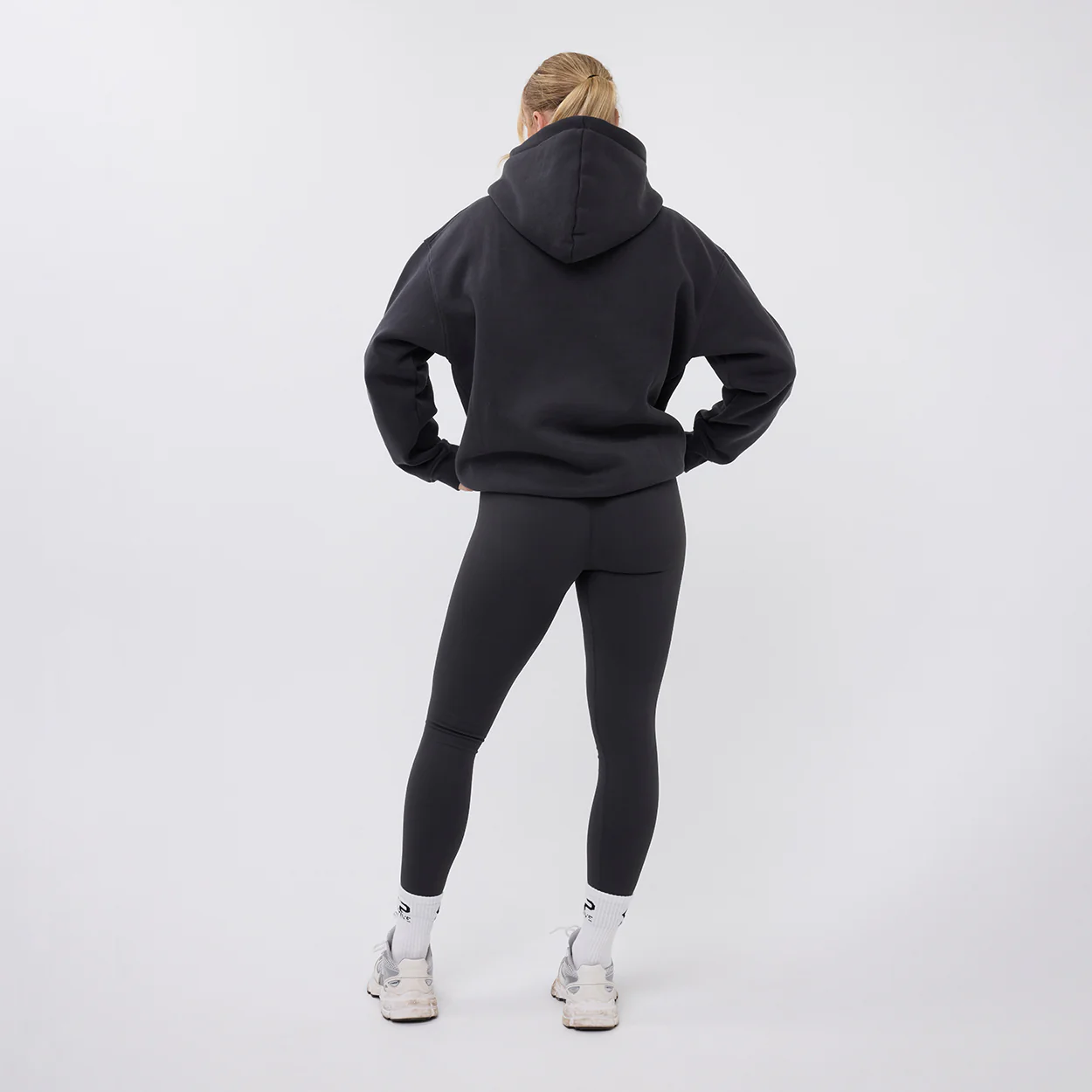 CLASSIC HOODIE ONYX GREY - Image 6