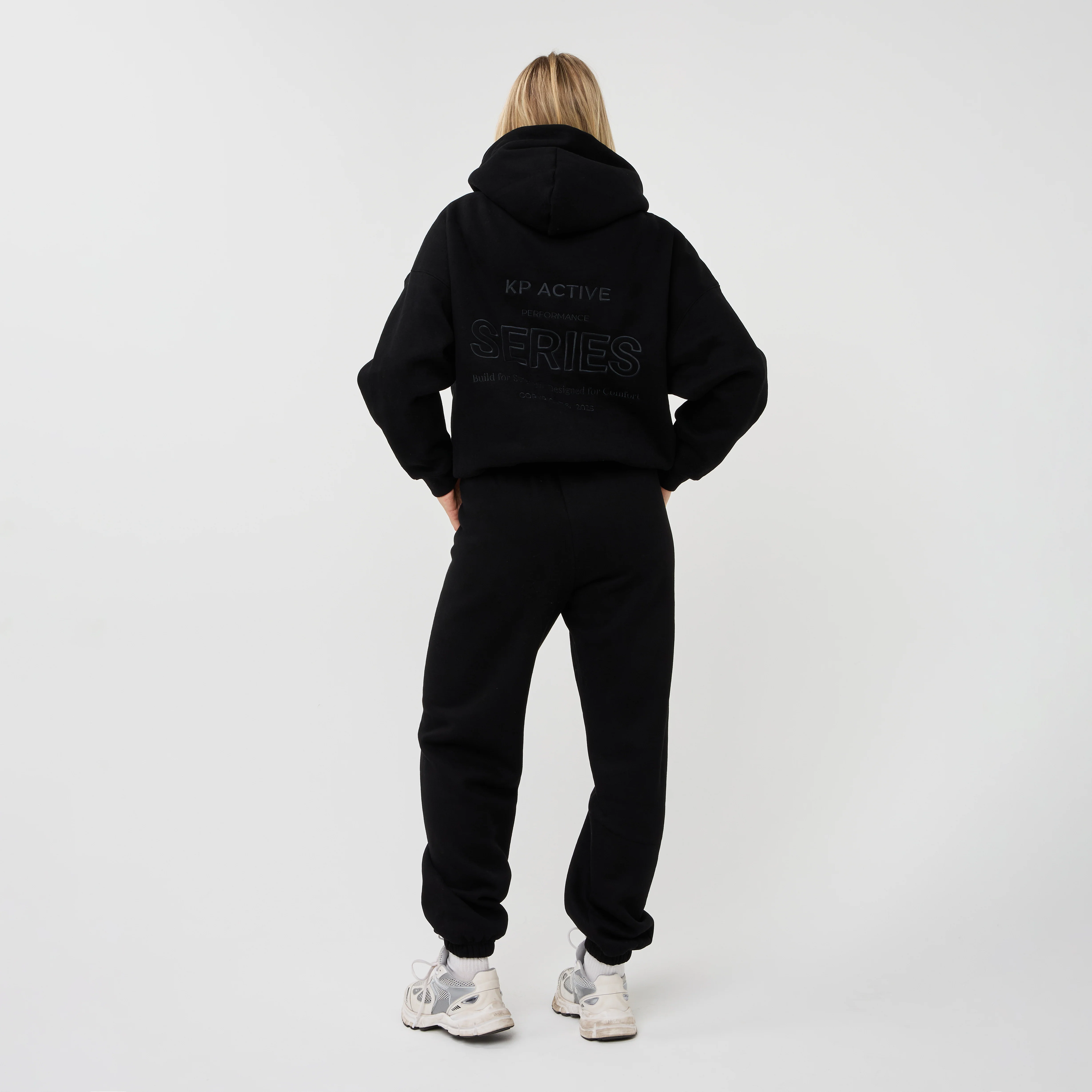 SERIES HOODIE BLACK - Image 6