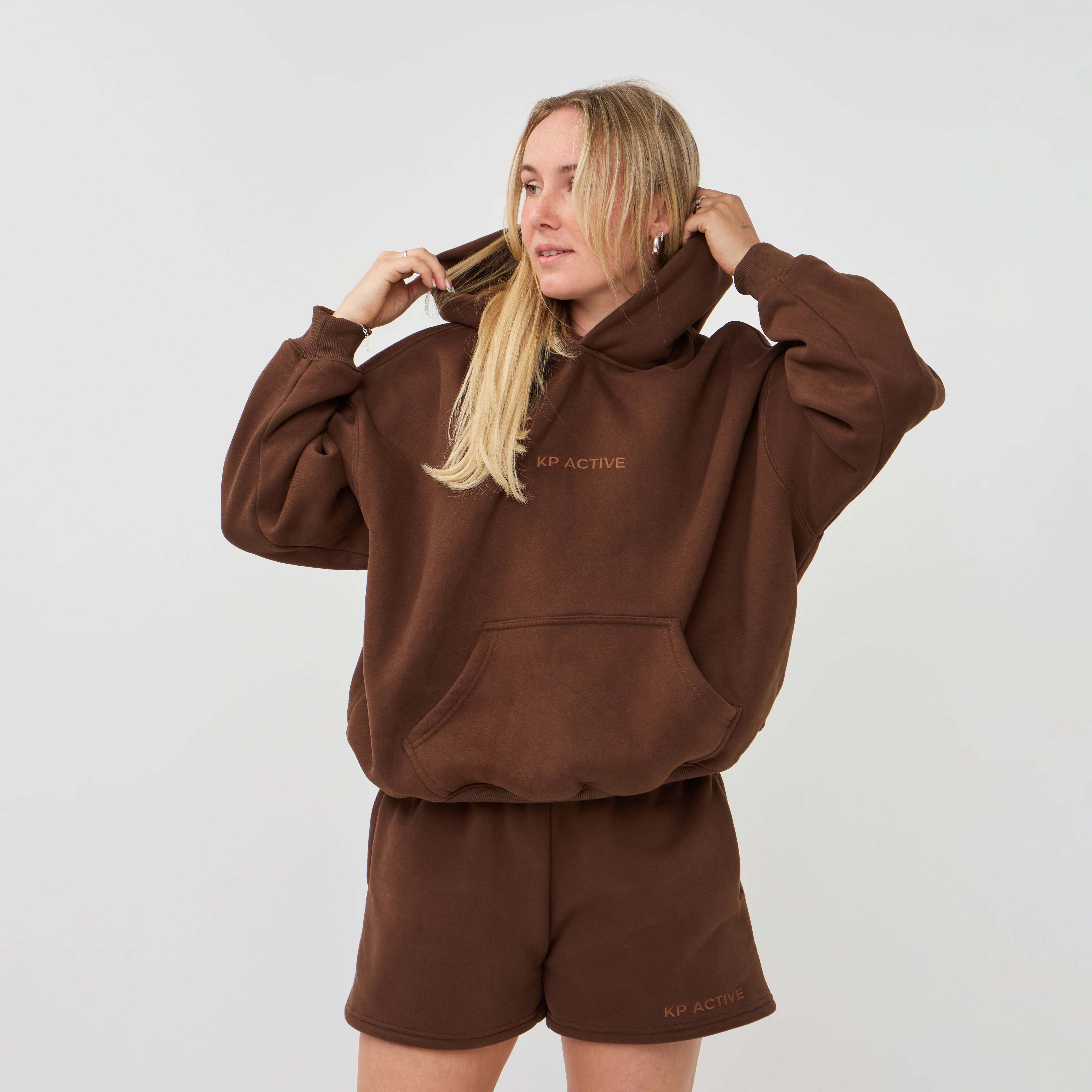 SERIES HOODIE BROWN - Image 5