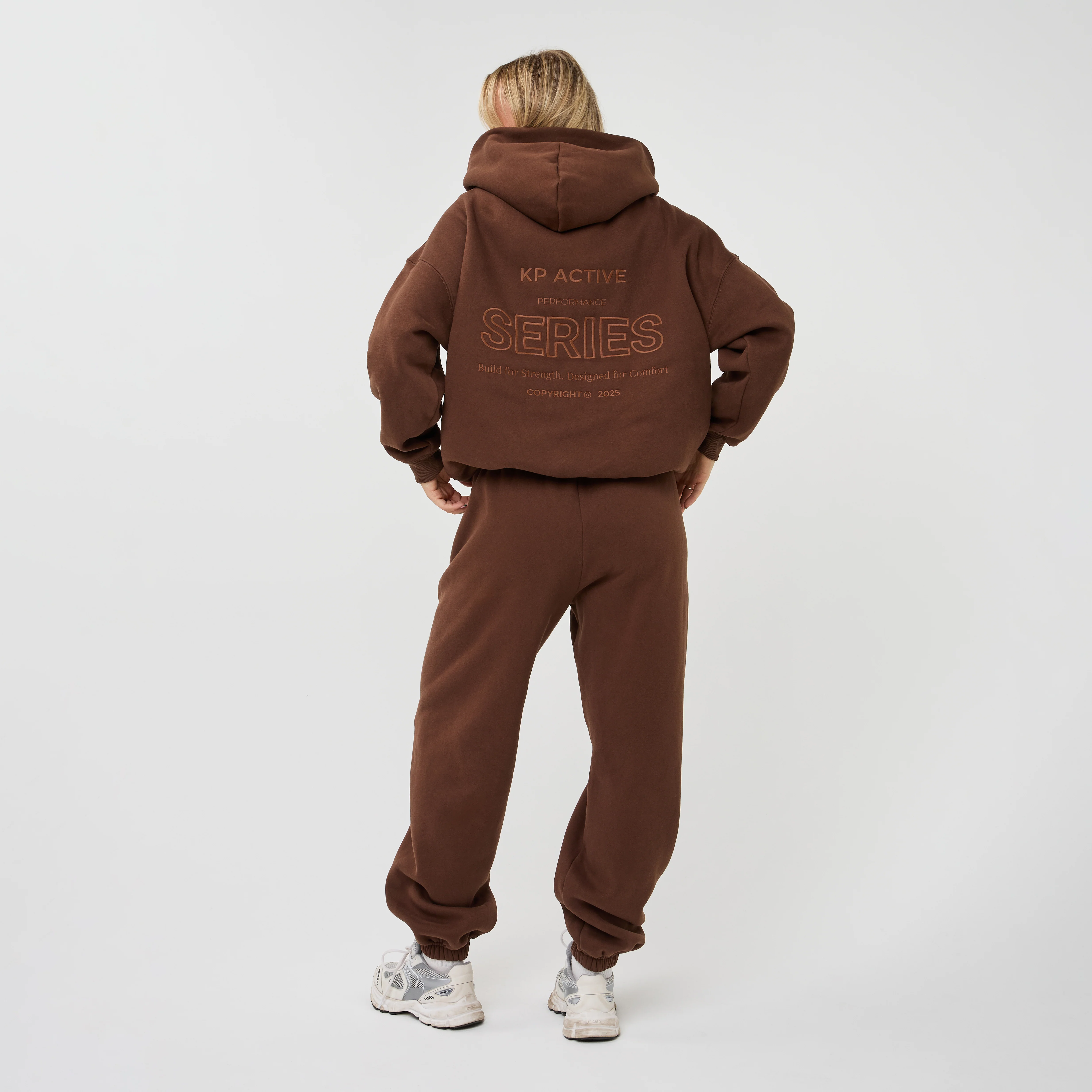 SERIES HOODIE BROWN - Image 7