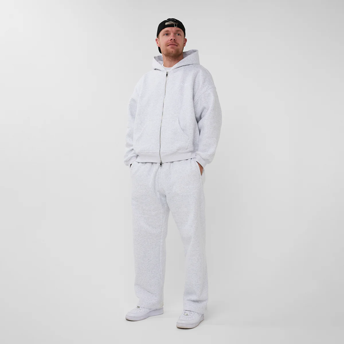SERIES STRAIGHT JOGGER GREY - Image 3