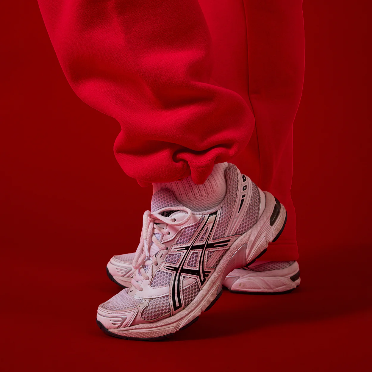 5TH ANNIVERSARY JOGGER - Image 4