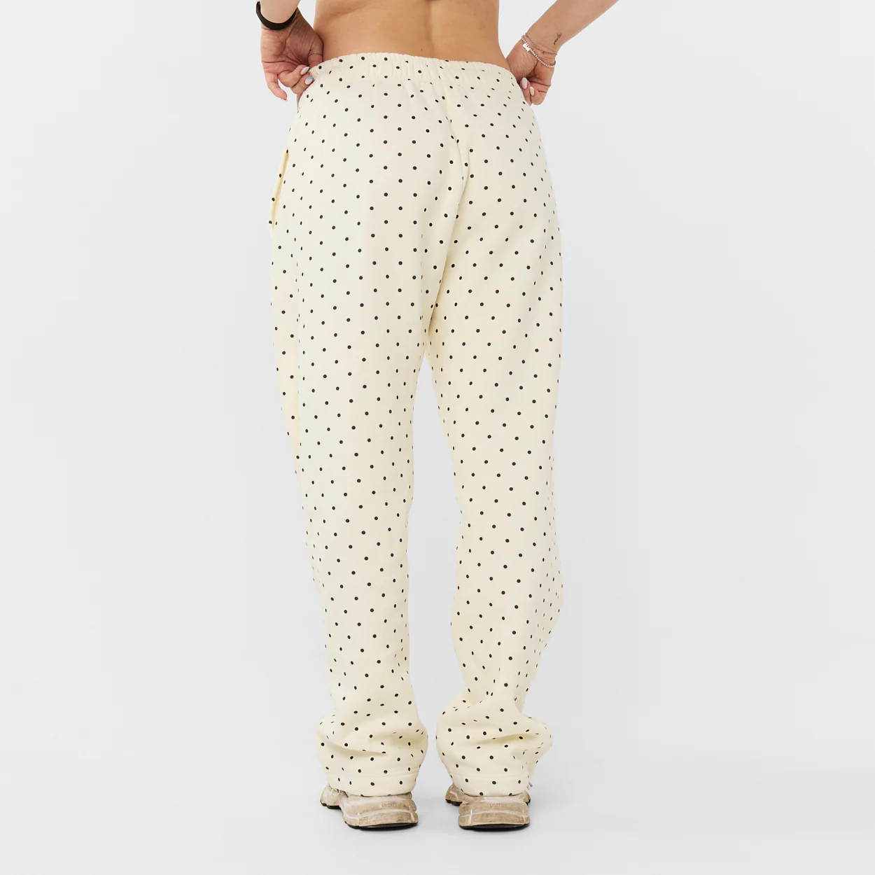 POLKA DOTS BEIGE JOGGER - Image 4