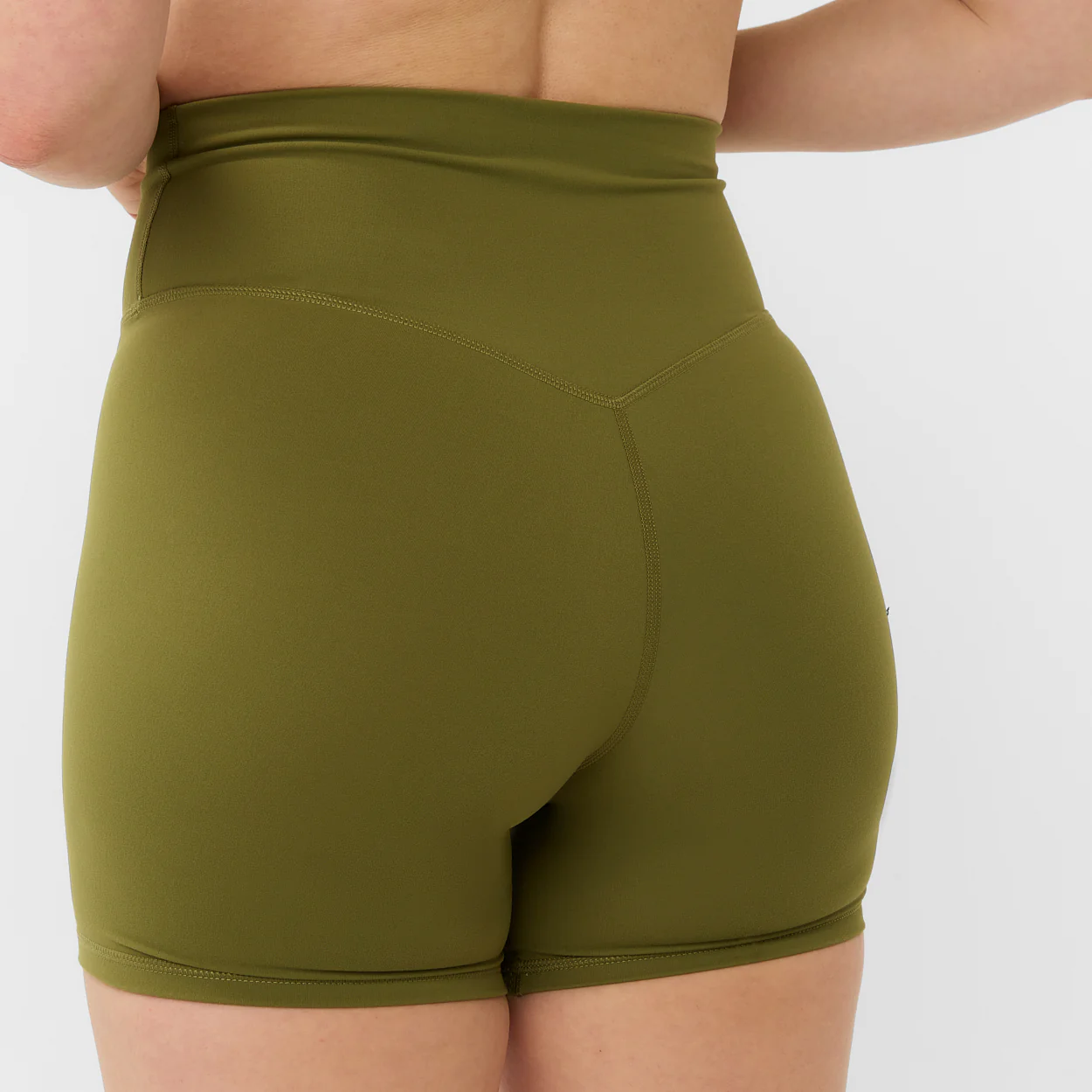 V-SHAPE SHORT KHAKI - Image 4