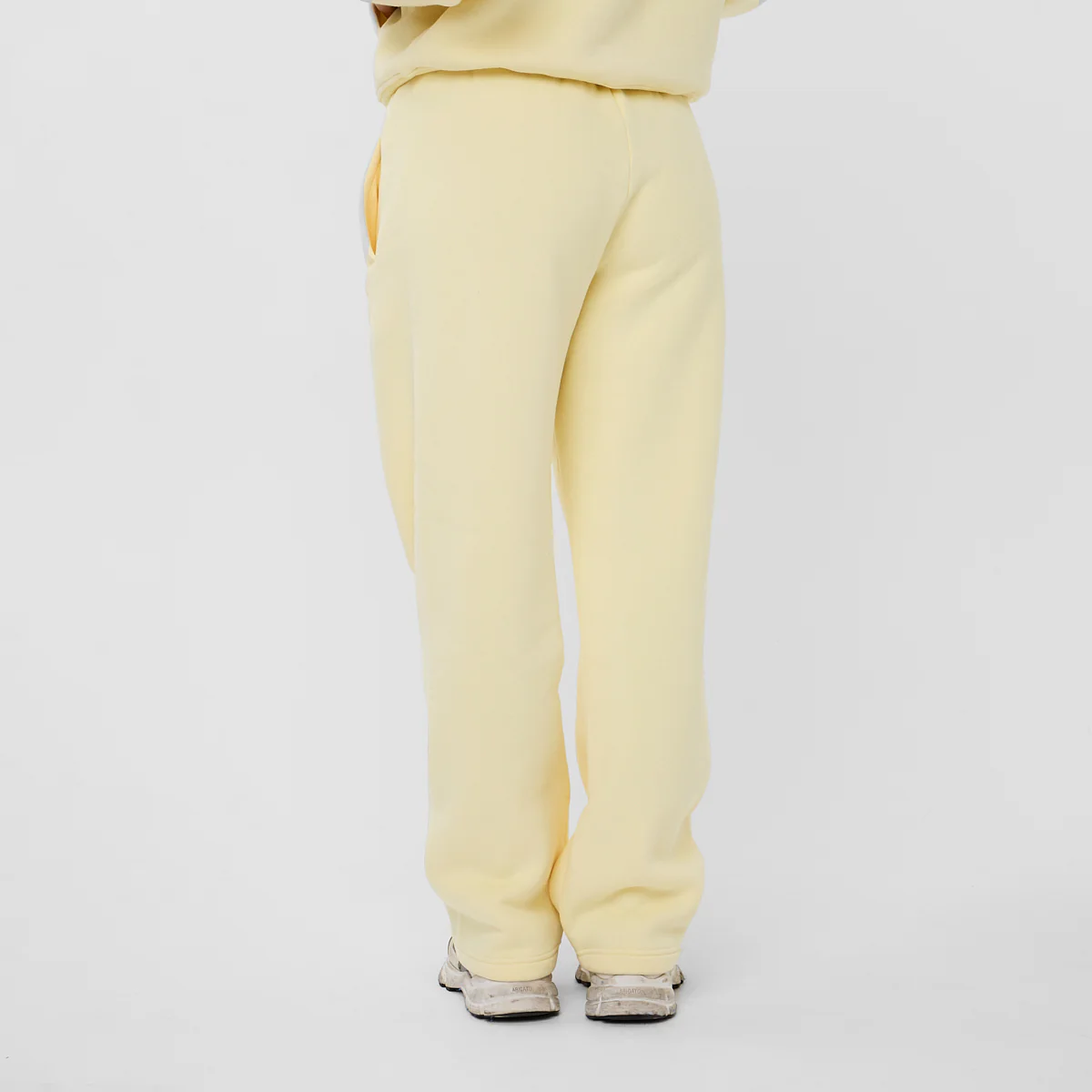 SERIES STRAIGHT JOGGER BUTTER YELLOW - Image 4